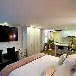 Apt 1